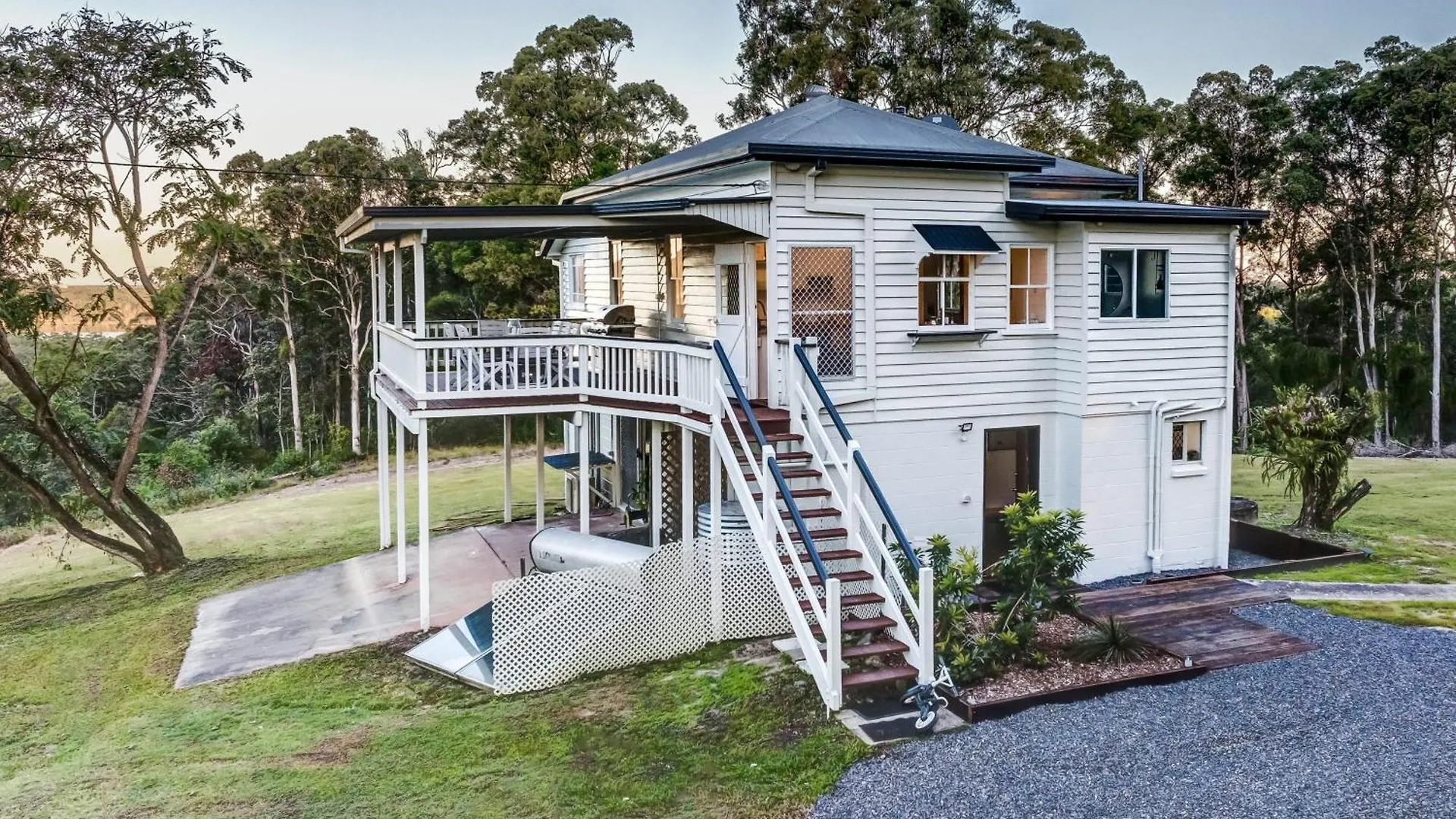 Holiday home Lakeview Cottage In Mooloolah Valley
